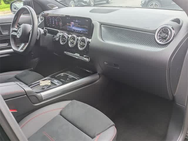 2025 Mercedes-Benz GLA 250 11