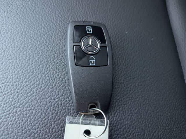Thumbnail: 2026 Mercedes-Benz Sprinter - 31