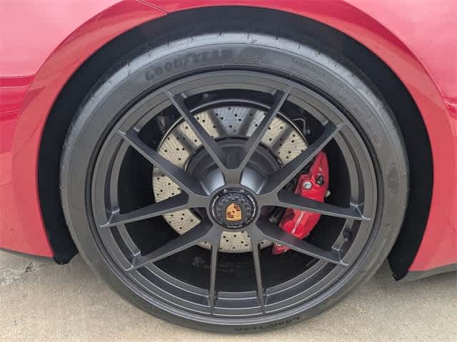 Thumbnail: 2025 Porsche 911 - 13