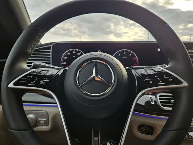 Thumbnail: 2026 Mercedes-Benz GLE - 26