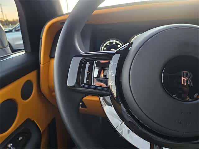 Thumbnail: 2022 Rolls-Royce Cullinan - 25