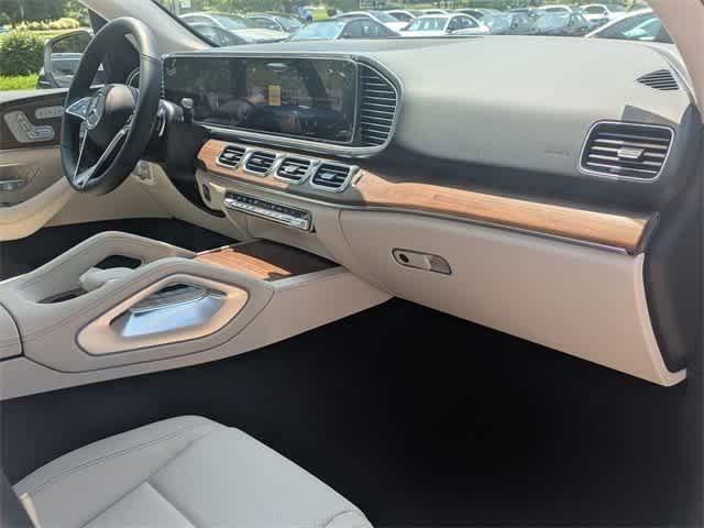 Thumbnail: 2025 Mercedes-Benz GLE - 11