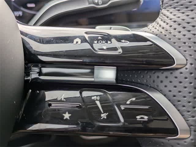 Thumbnail: 2025 Mercedes-Benz GLS - 21