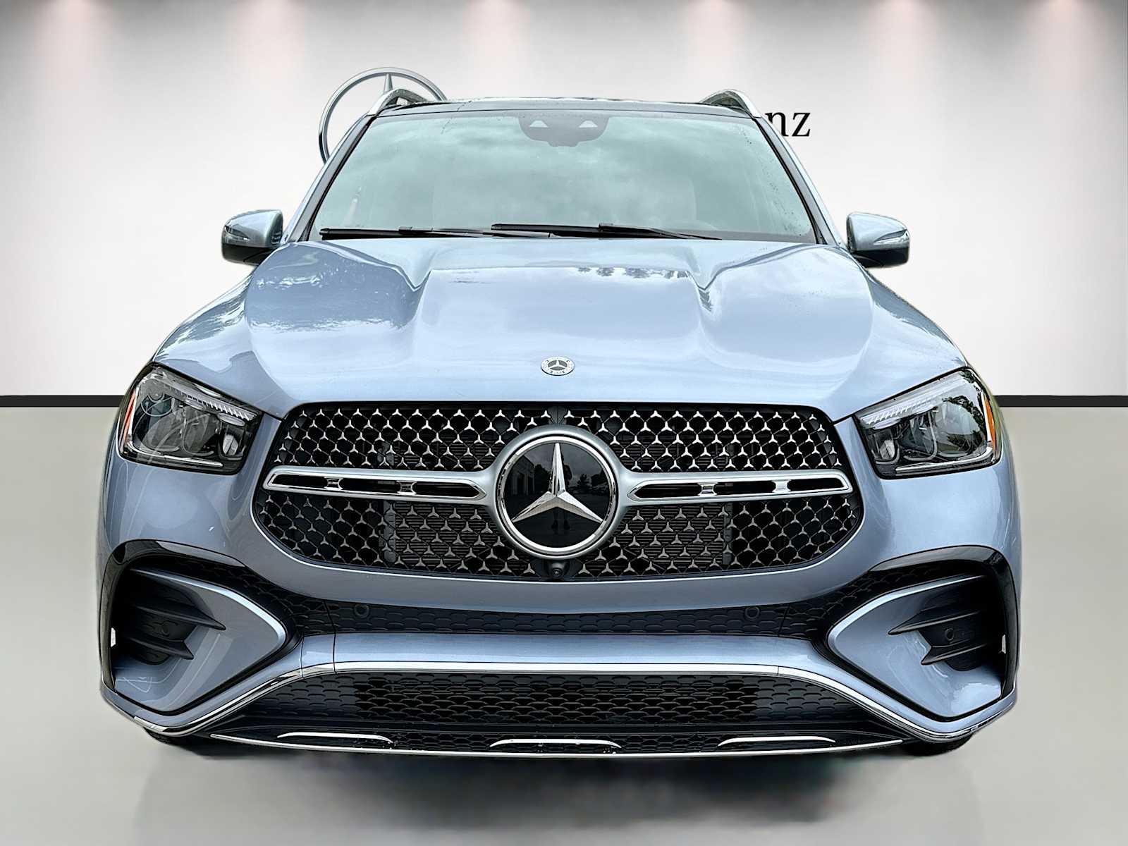 Thumbnail: 2026 Mercedes-Benz GLE - 2
