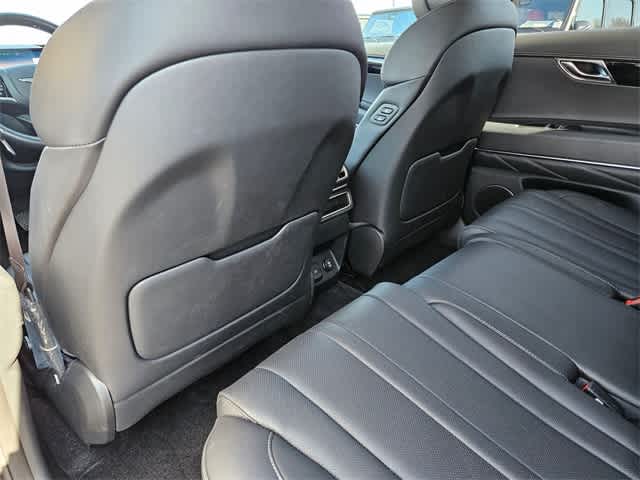 Thumbnail: 2025 Genesis GV80 - 17