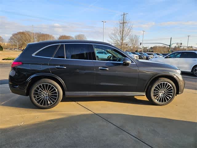 Thumbnail: 2026 Mercedes-Benz GLC - 9