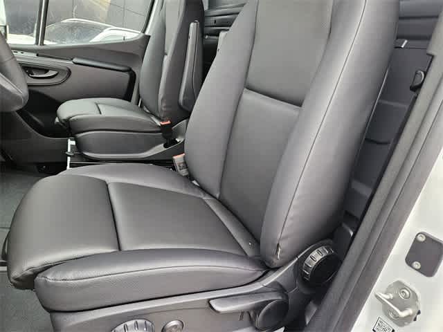 Thumbnail: 2026 Mercedes-Benz Sprinter - 15