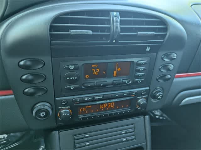 Thumbnail: 2004 Porsche 911 - 25