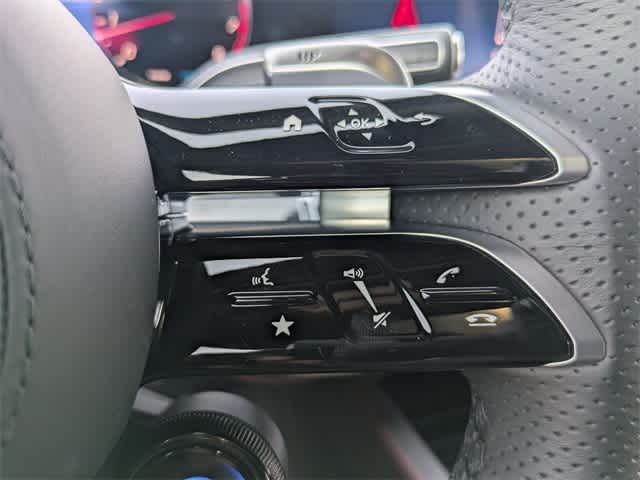 Thumbnail: 2026 Mercedes-Benz GLE - 25