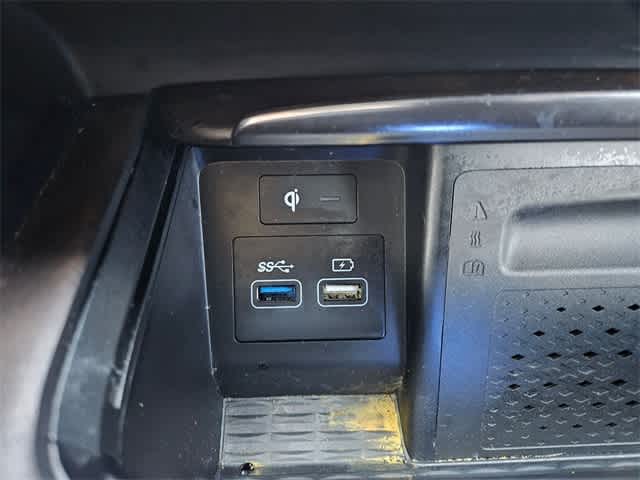 Thumbnail: 2021 Genesis GV80 - 31