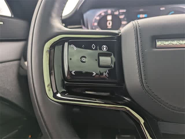 Thumbnail: 2025 Land Rover Range Rover Sport - 22