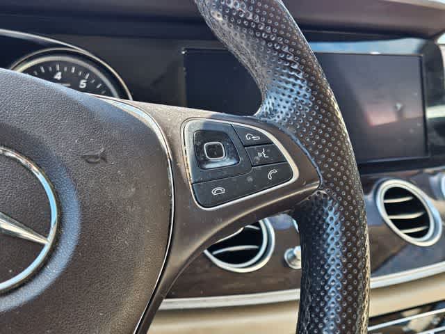 Thumbnail: 2017 Mercedes-Benz E-Class - 24