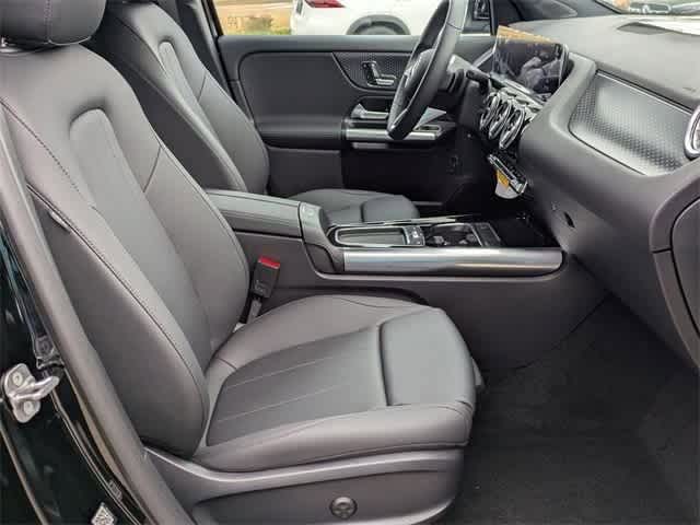 2025 Mercedes-Benz GLA 250 10
