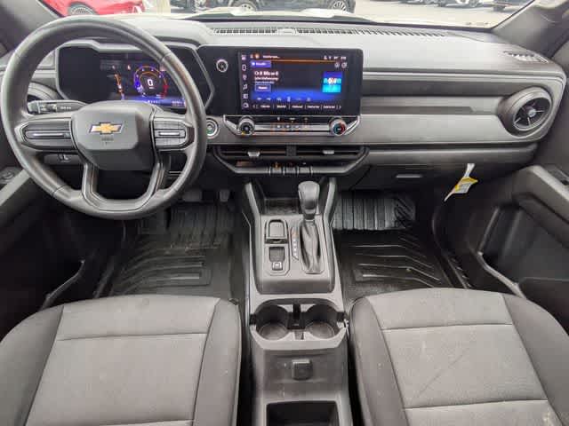 Thumbnail: 2023 Chevrolet Colorado - 15