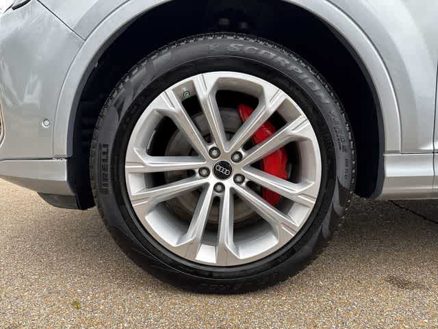 Thumbnail: 2025 Audi Q7 - 12