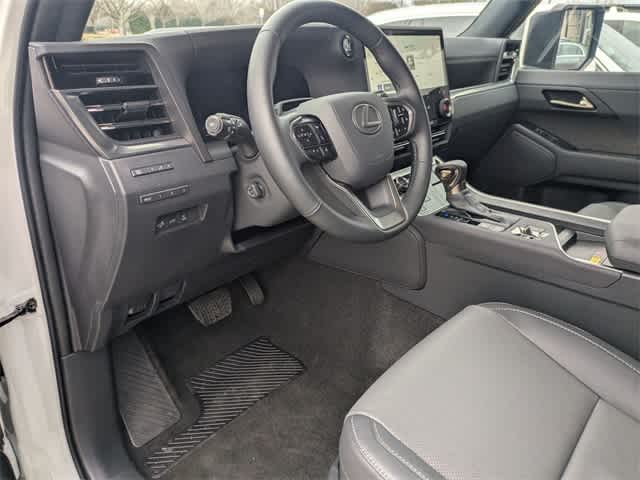 Thumbnail: 2025 Lexus GX - 2