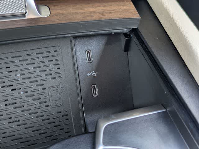 Thumbnail: 2026 Mercedes-Benz GLE - 31