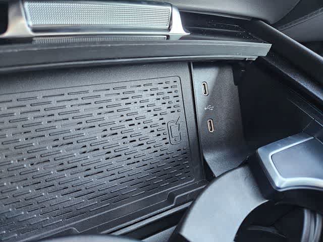 Thumbnail: 2026 Mercedes-Benz GLE - 32