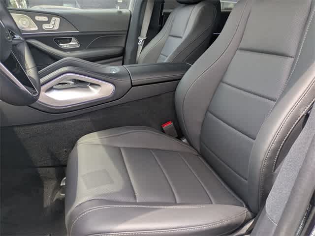 Thumbnail: 2025 Mercedes-Benz GLS - 14