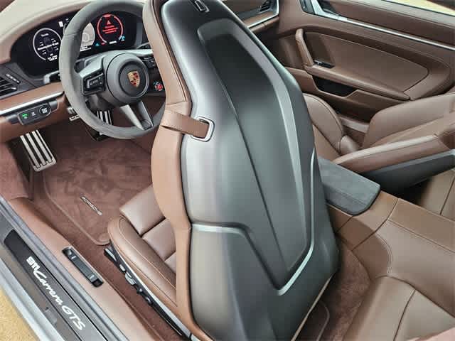 Thumbnail: 2026 Porsche 911 - 12