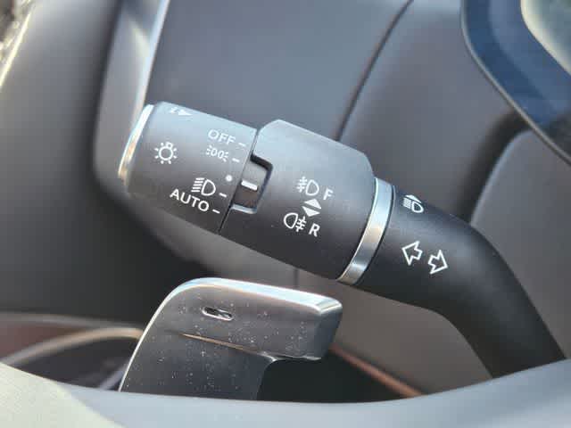 Thumbnail: 2025 Land Rover Range Rover - 28