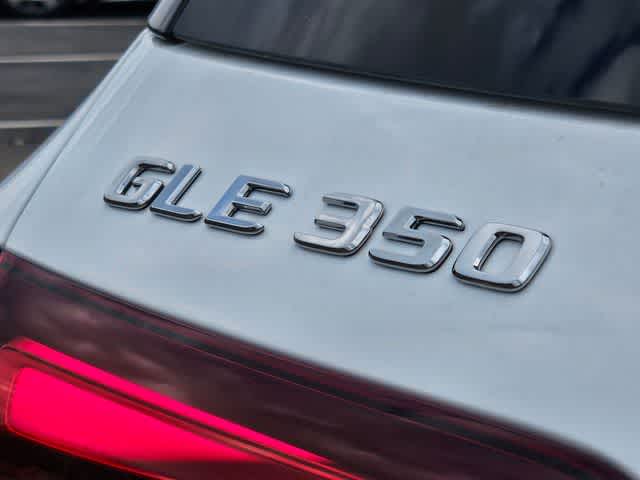 Thumbnail: 2026 Mercedes-Benz GLE - 12