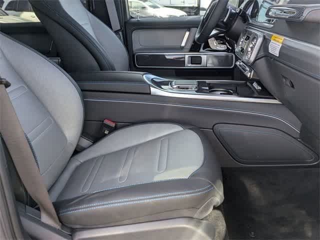 Thumbnail: 2025 Mercedes-Benz G-Class - 10