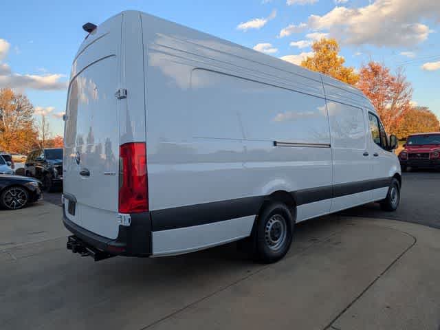 Thumbnail: 2026 Mercedes-Benz Sprinter - 8
