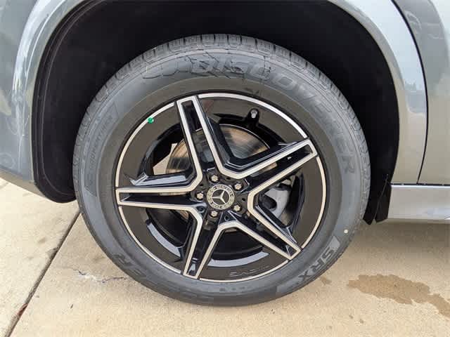 Thumbnail: 2026 Mercedes-Benz GLE - 13