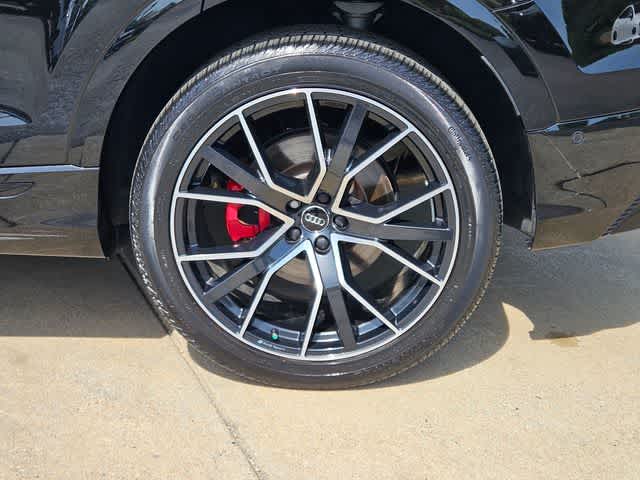 Thumbnail: 2019 Audi Q8 - 14