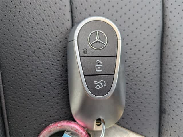 Thumbnail: 2026 Mercedes-Benz E-Class - 35