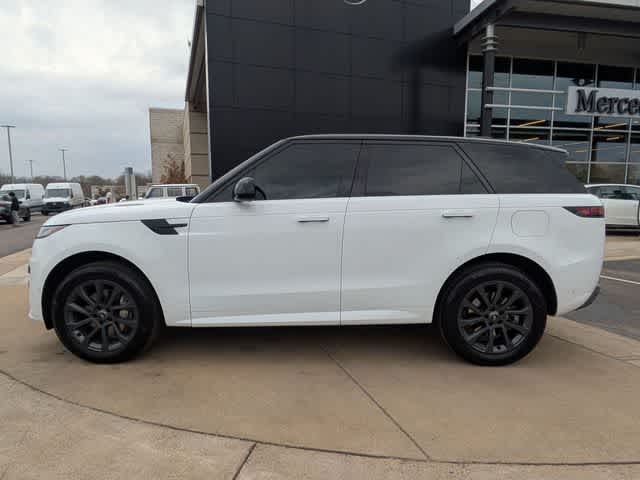 Thumbnail: 2025 Land Rover Range Rover Sport - 6