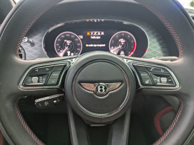 Thumbnail: 2021 Bentley Bentayga - 21
