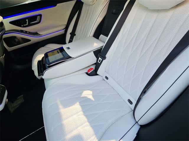 Thumbnail: 2025 Mercedes-Benz S-Class - 21