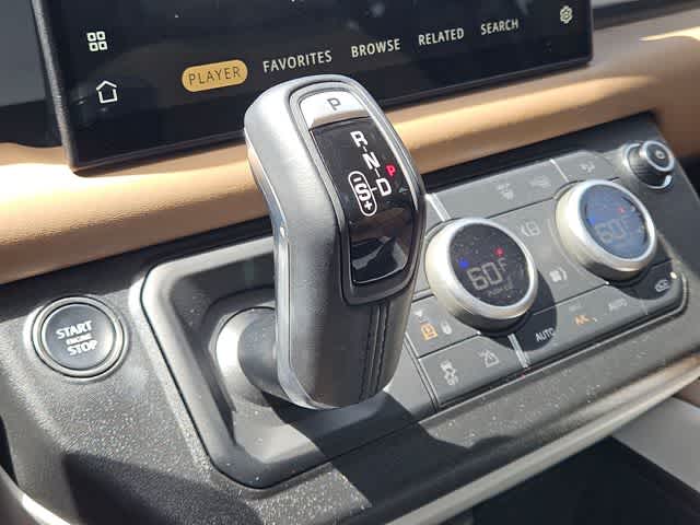 Thumbnail: 2025 Land Rover Defender - 35