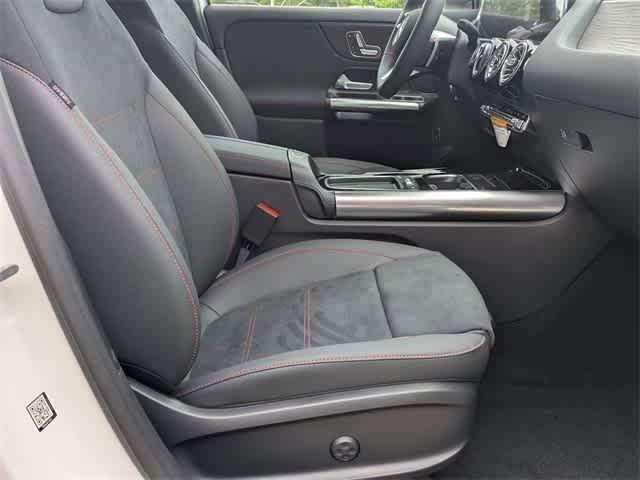 2025 Mercedes-Benz GLA GLA250 - Photo 10