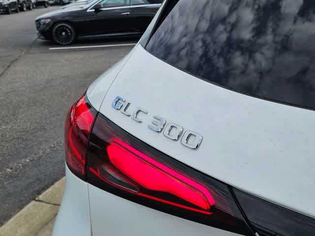 Thumbnail: 2026 Mercedes-Benz GLC - 12