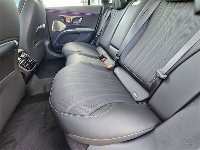 Thumbnail: 2026 Mercedes-Benz EQS - 19