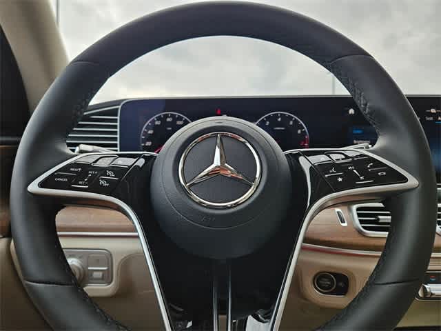 Thumbnail: 2026 Mercedes-Benz GLE - 25