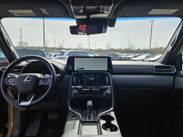 Thumbnail: 2025 Lexus LX - 21