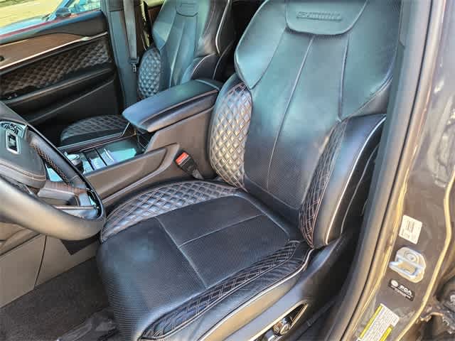 Thumbnail: 2022 Jeep Grand Cherokee - 14