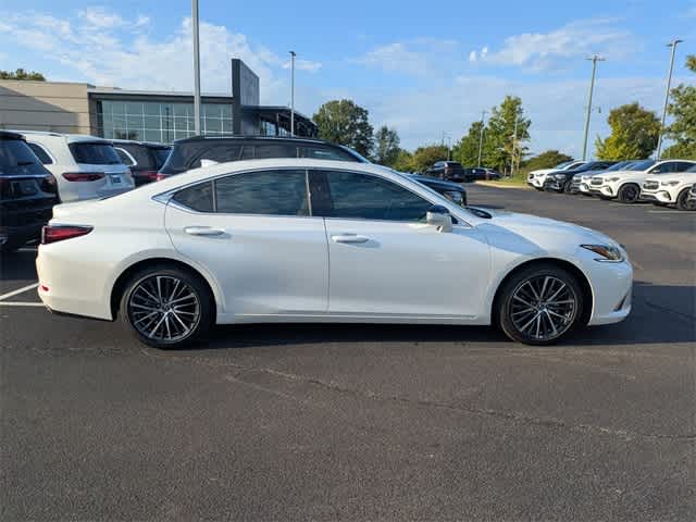 Thumbnail: 2025 Lexus ES - 8