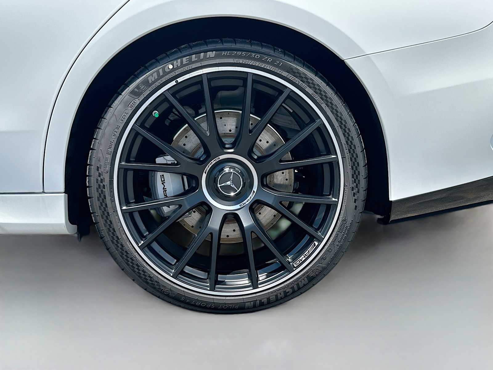 Thumbnail: 2026 Mercedes-Benz E-Class - 32