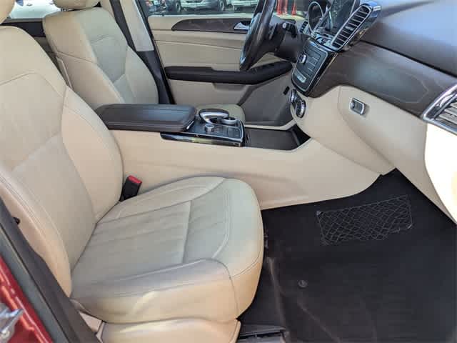 Thumbnail: 2018 Mercedes-Benz GLE - 23