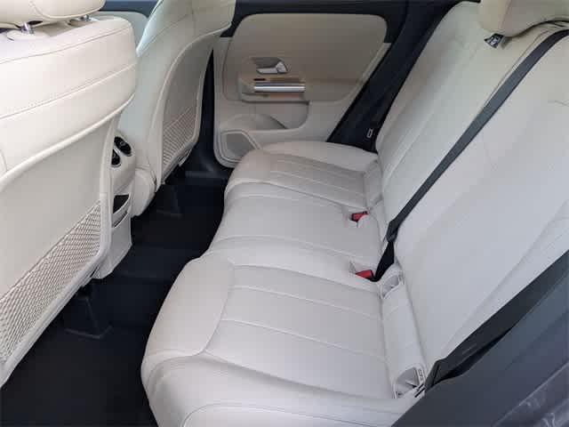 Thumbnail: 2021 Mercedes-Benz GLA - 19