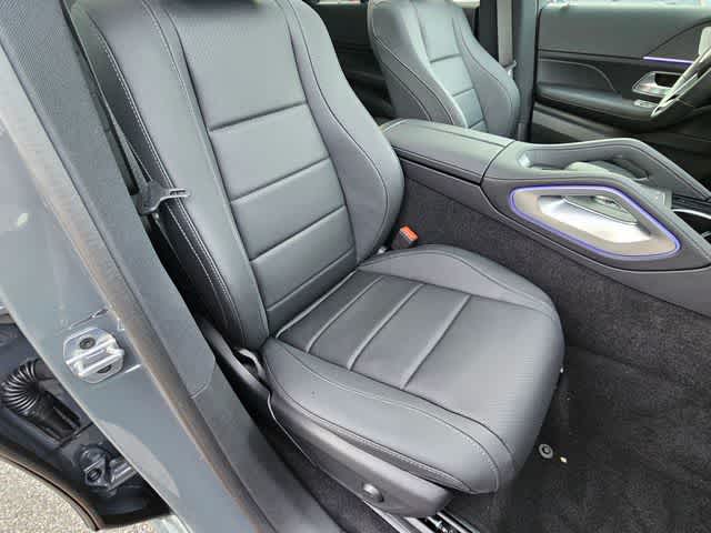 Thumbnail: 2026 Mercedes-Benz GLE - 19