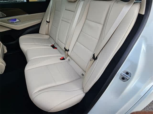 Thumbnail: 2026 Mercedes-Benz GLE - 18