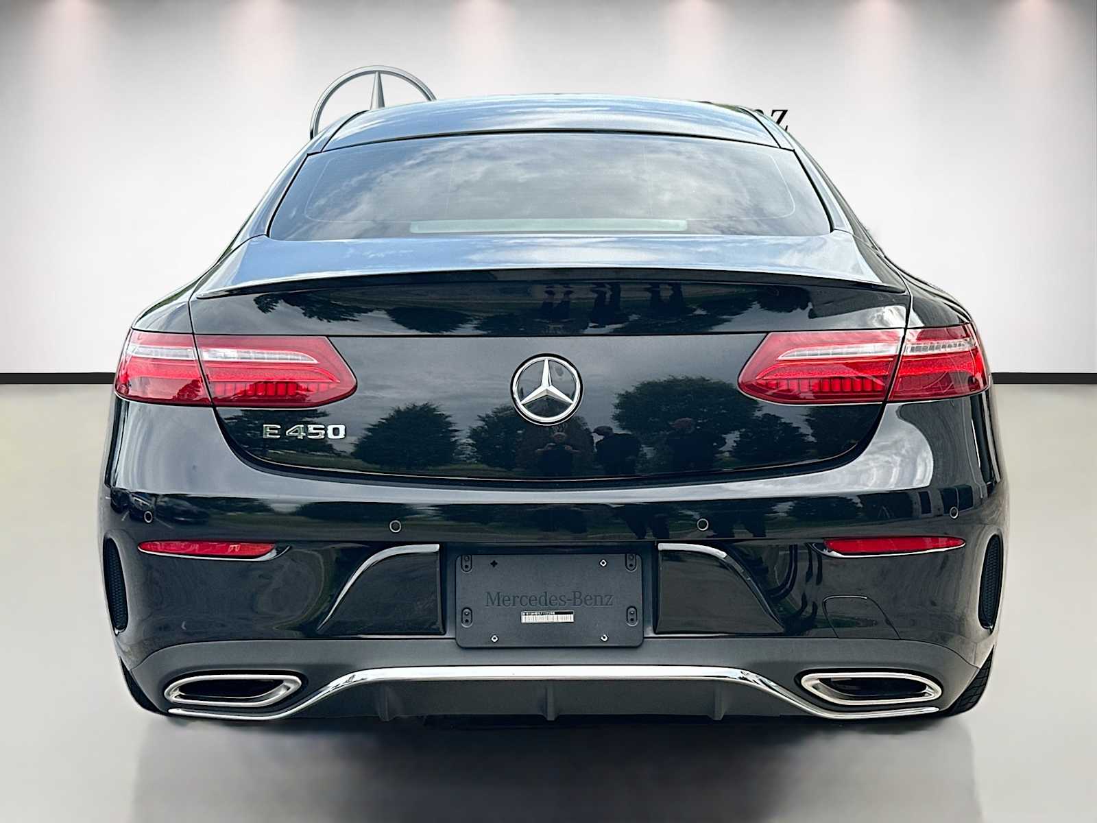 Thumbnail: 2020 Mercedes-Benz E-Class - 6
