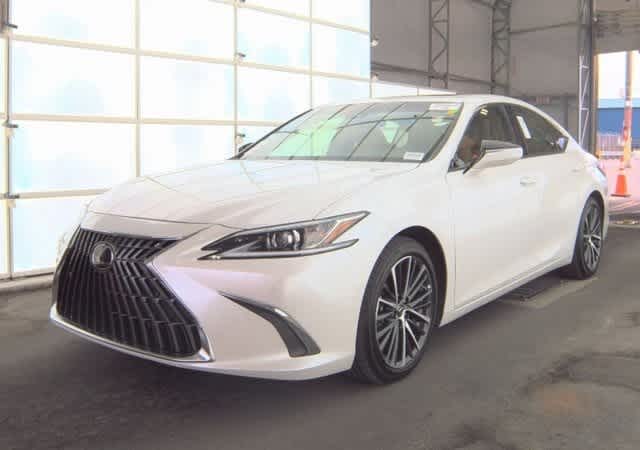 Thumbnail: 2025 Lexus ES - 1