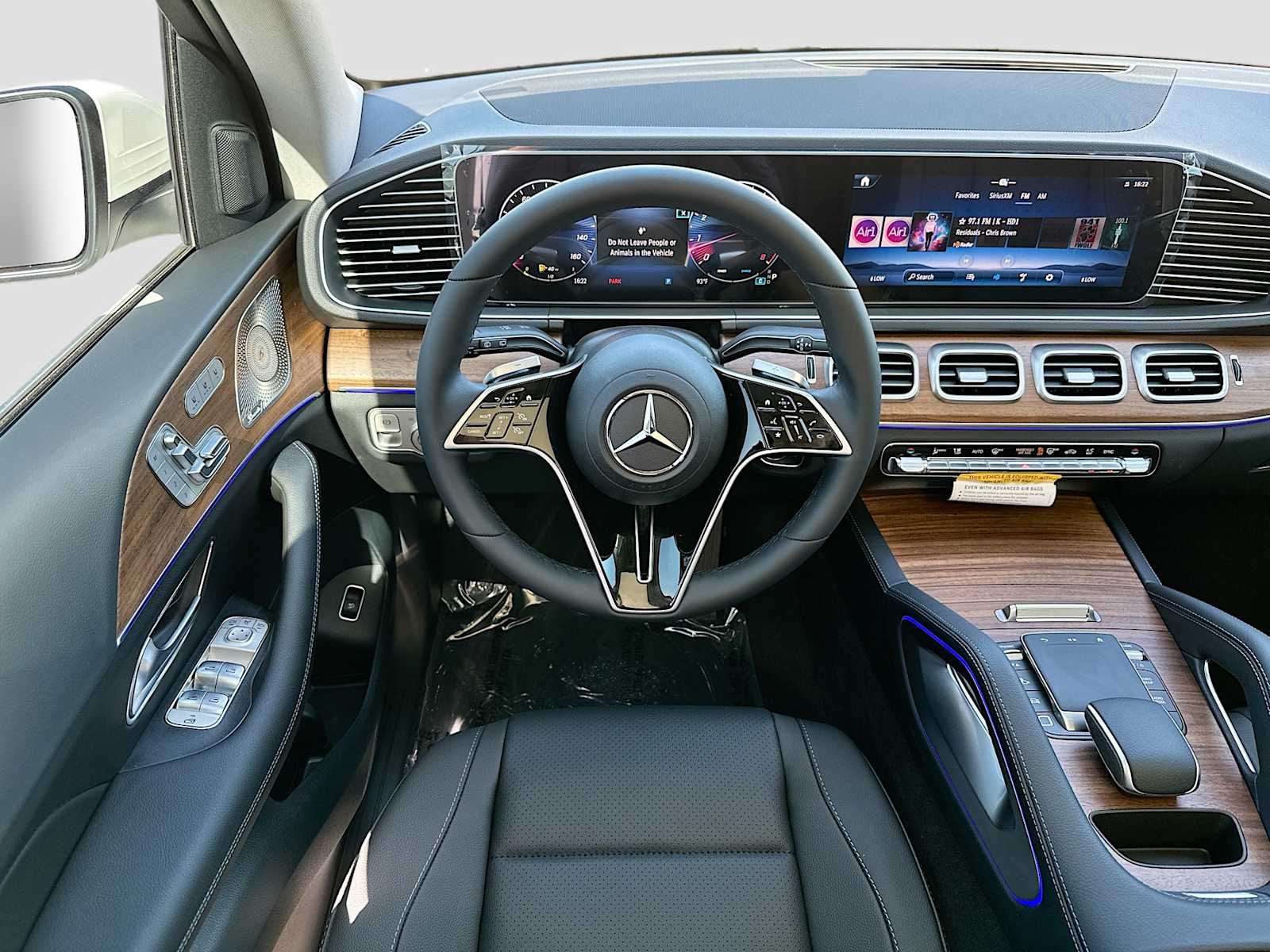 Thumbnail: 2026 Mercedes-Benz GLE - 24